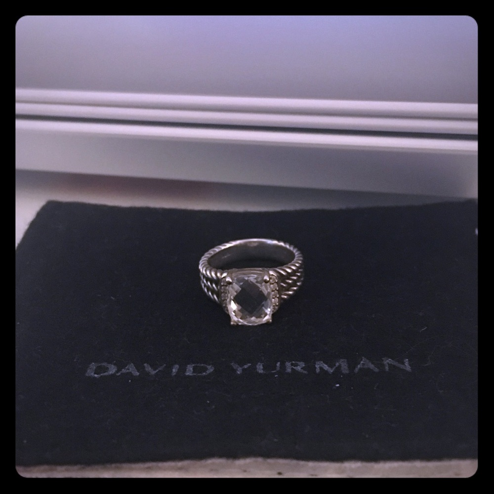 Beautiful Petite Wheaton David Yurman Ring